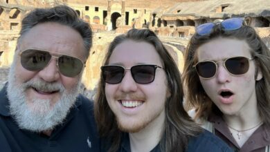Russell Crowe: – Overrasker med sjeldent bilde av sønnene