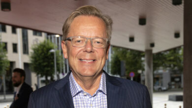 Arill Riise kom til nyspydd hotellrom
