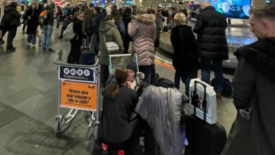 Juleutfarten: – – Ventet i over en time