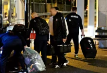 Absurde scener: Trosset sjefen
