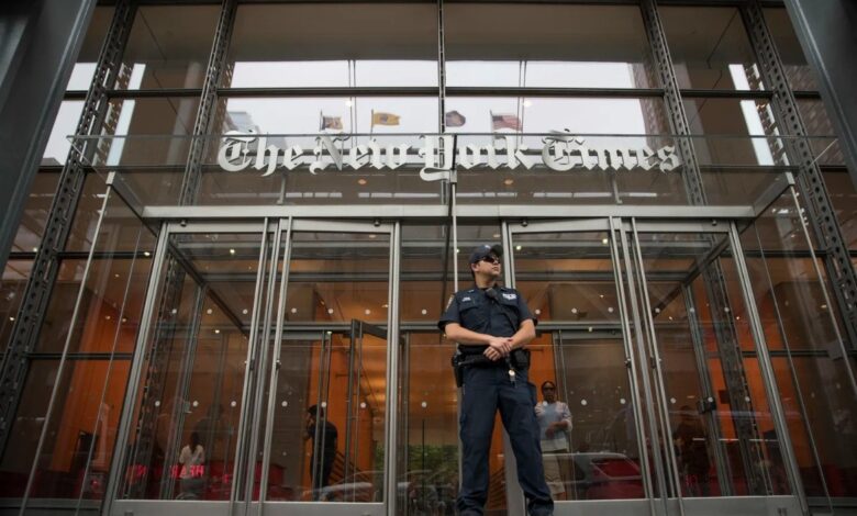 Trump saksøker The New York Times for 15 milliarder dollar – kaller avisen «Demokratenes talerør» Trump saksøker The New York Times for 15 milliarder dollar – kaller avisen «Demokratenes talerør»