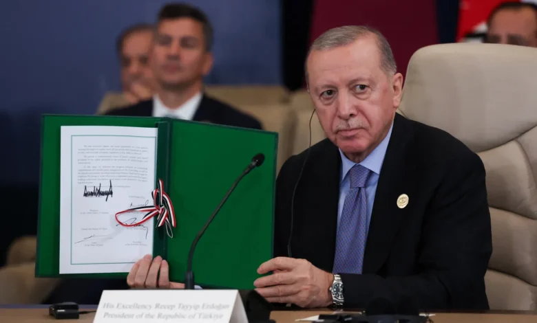 Türkiye, Egypt, Qatar og USA signerer dokument om våpenhvile i Gaza Türkiye, Egypt, Qatar og USA signerer dokument om våpenhvile i Gaza