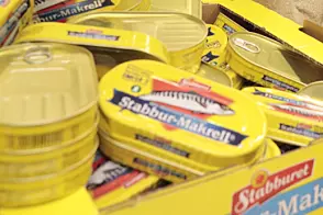 Johann André Forfang og Marius Lindvik kan begynne å hoppe igjen på torsdag.