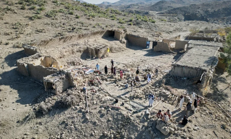 Pakistan avviser å ha gjennomført dødelige luftangrep inne i Afghanistan