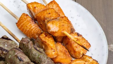 Grillspyd med soya­marinert laks