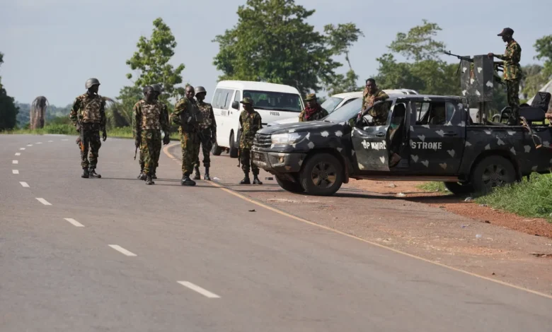 Minst 30 drept i koordinerte angrep i Nordvest-Nigeria – flere landsbyer ødelagt