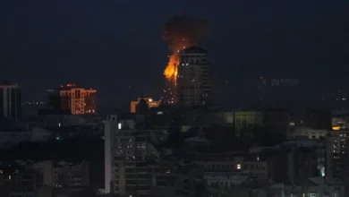 Kyiv under angrep etter nye russiske rakett- og droneangrep