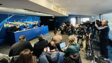 Svarer Dagbladet: – Jeg ler