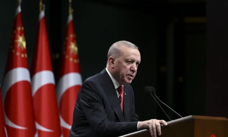 Erdogan og EU-kommisjonens leder diskuterer angrepene mot Iran – ber om diplomati