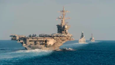 Iran sier de avfyrte missiler mot USAs marine etter tankskipangrep amid eksplosjoner i Hormuz