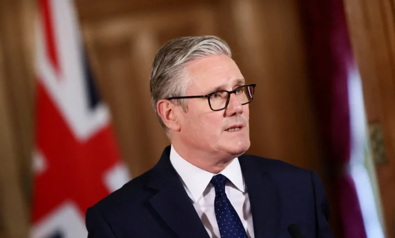 Starmer nekter å trekke seg etter at Labour taper terreng i lokalvalgene i England Starmer nekter å trekke seg etter at Labour taper terreng i lokalvalgene i England