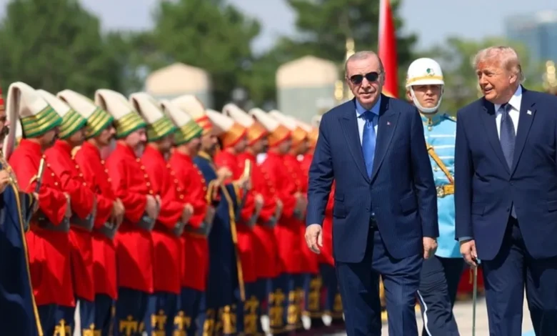Mehter: Tyrkias osmanske militærorkester og hvorfor det satte tonen for NATO-toppmøtet i Ankara Mehter: Tyrkias osmanske militærorkester og hvorfor det satte tonen for NATO-toppmøtet i Ankara