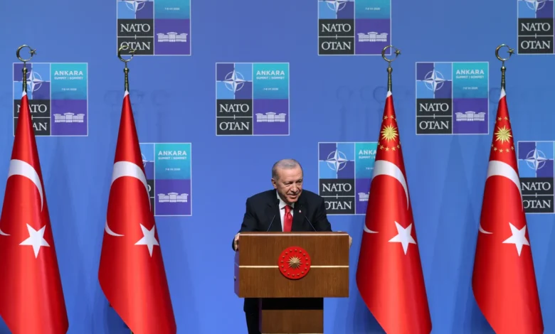 Erdoğan: Forsvarssamarbeidet mellom Türkiye og USA går inn i en ny fase etter NATO-toppmøtet i Ankara Erdoğan: Forsvarssamarbeidet mellom Türkiye og USA går inn i en ny fase etter NATO-toppmøtet i Ankara