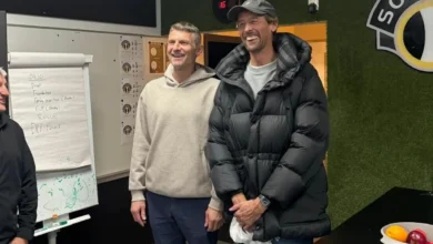 Peter Crouch besøkte Sogndal midt i klubbens krise
