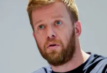 Semi-automatisk offside i norsk fotball kan ryke: Ingen vil betale