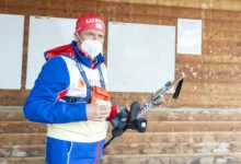 Russiske langrennsløpere kjøper ski i butikk før mulig verdenscupretur